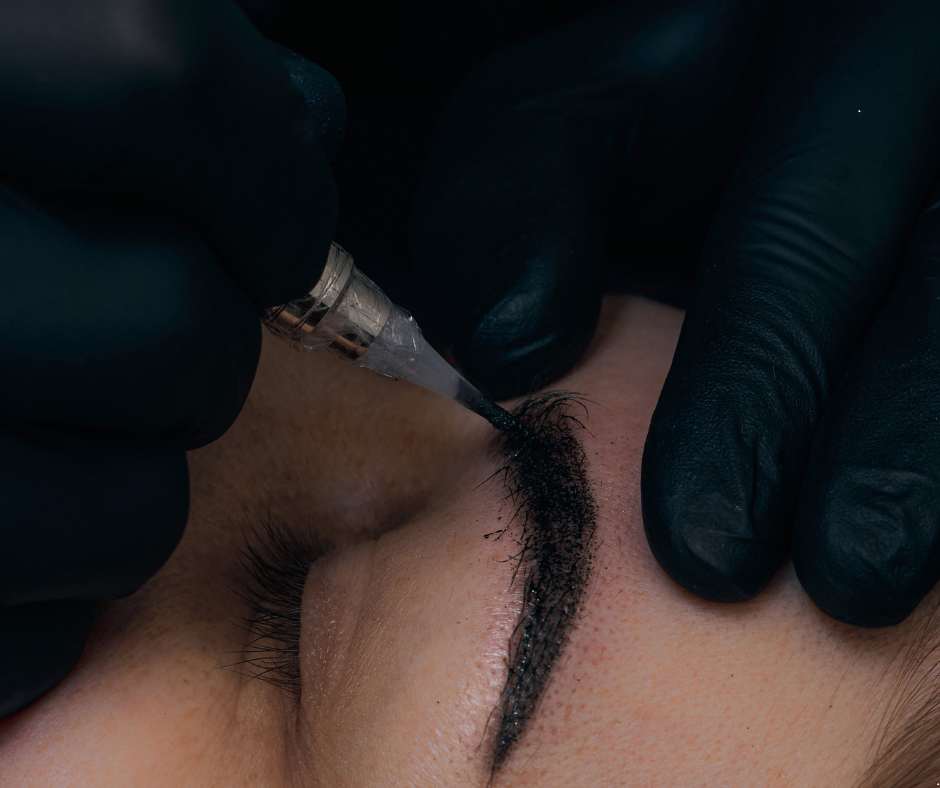 Diseño de cejas profesional Renca