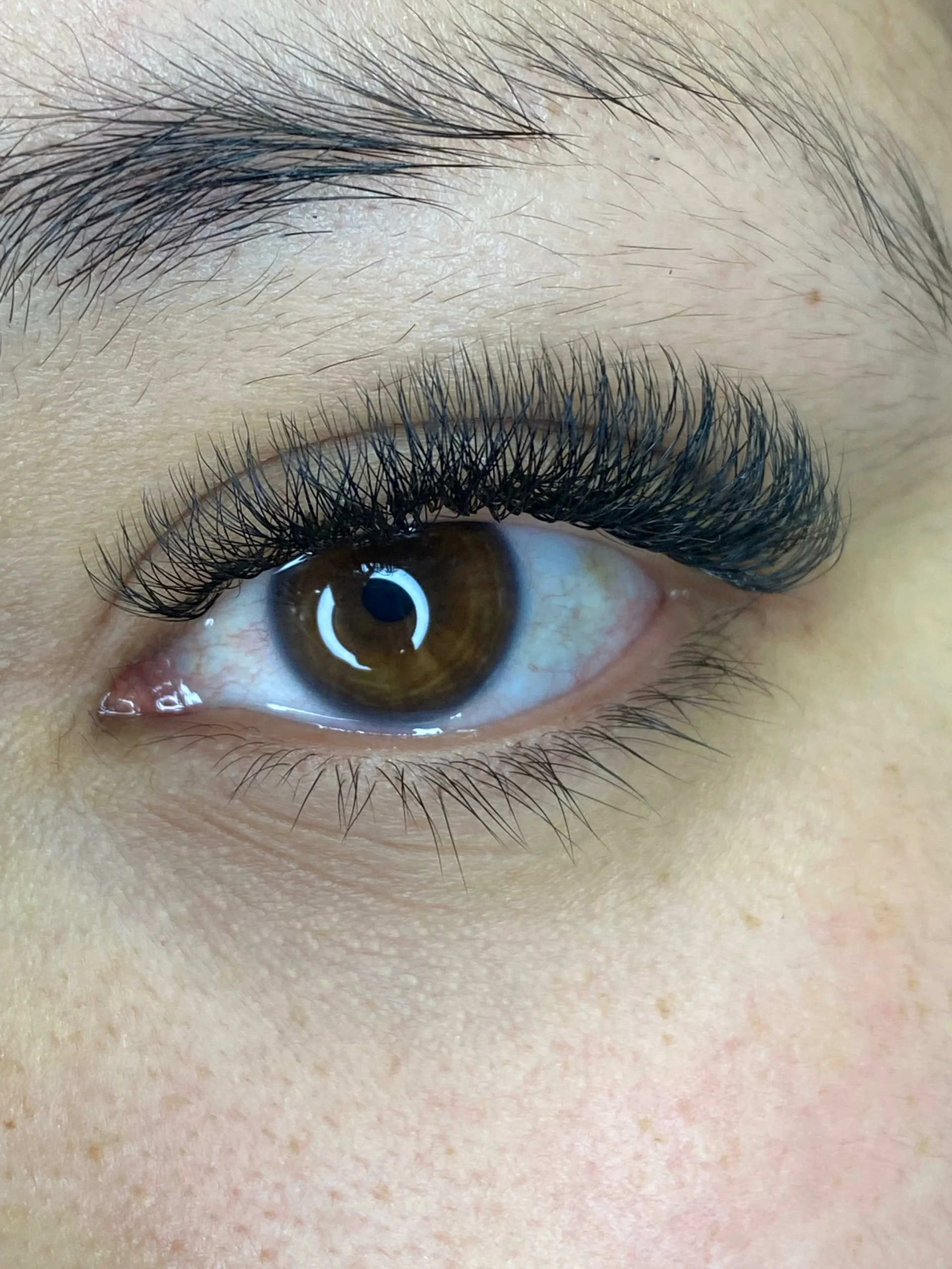 Pestañas pelo a pelo