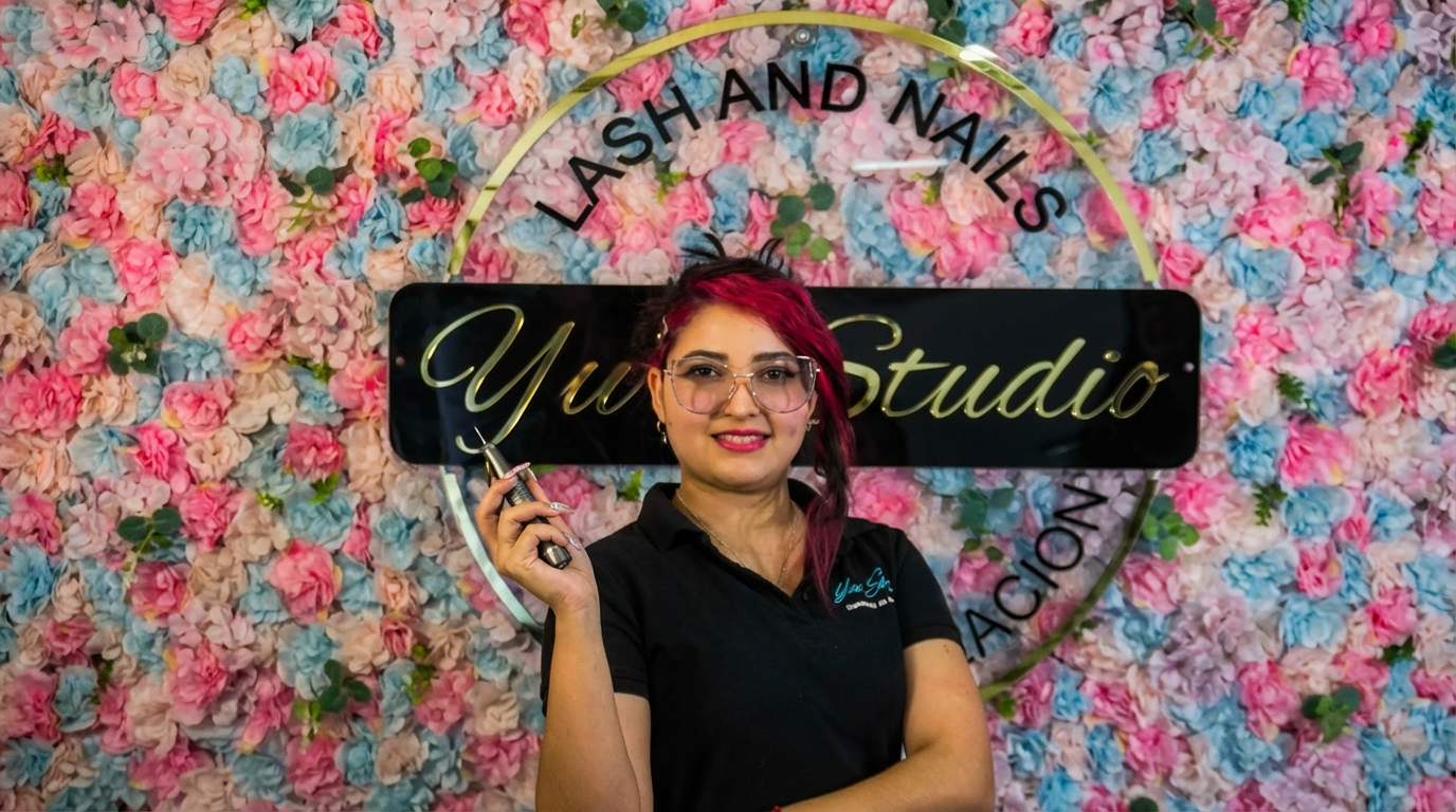 Katherine - Manicurista